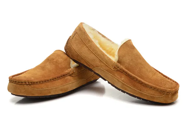 UGG Tasman Tan 麂皮羊毛衬里乐福鞋 5