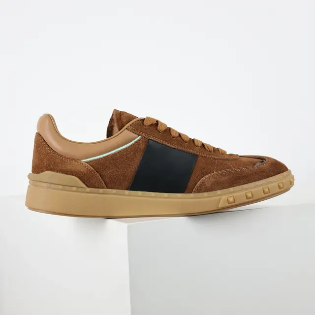 Valentino Zapatillas Lifestyle Marrón Negro Ante Superior Rayas Laterales 7