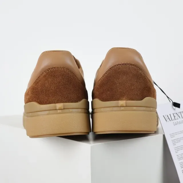 Valentino Zapatillas Lifestyle Marrón Negro Ante Superior Rayas Laterales 8