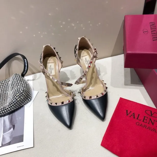 Valentino Rockstud Preto Bege Dedo Apontado Salto Stiletto 5