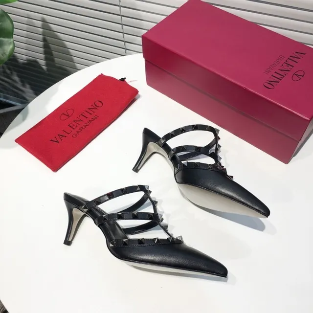 Valentino Rockstud Escarpins noirs à bout pointu avec clous 7
