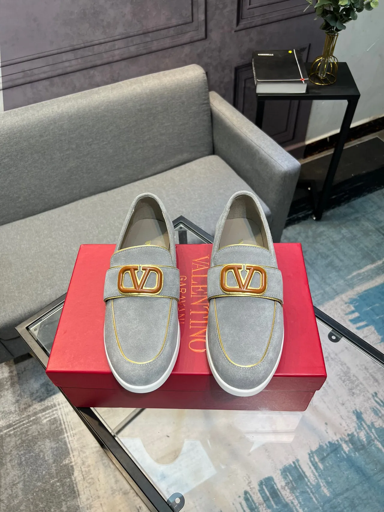 Valentino Rockstud ধূসর সাদা স্যুড অপর VLOGO বাকেল লোফার 2
