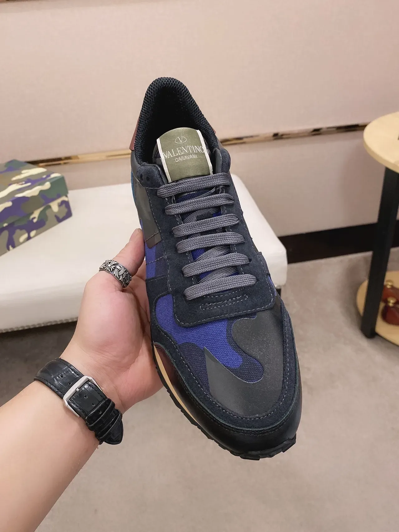 Valentino Rockstud Runner Camo Print Lifestyle Sneakers 9