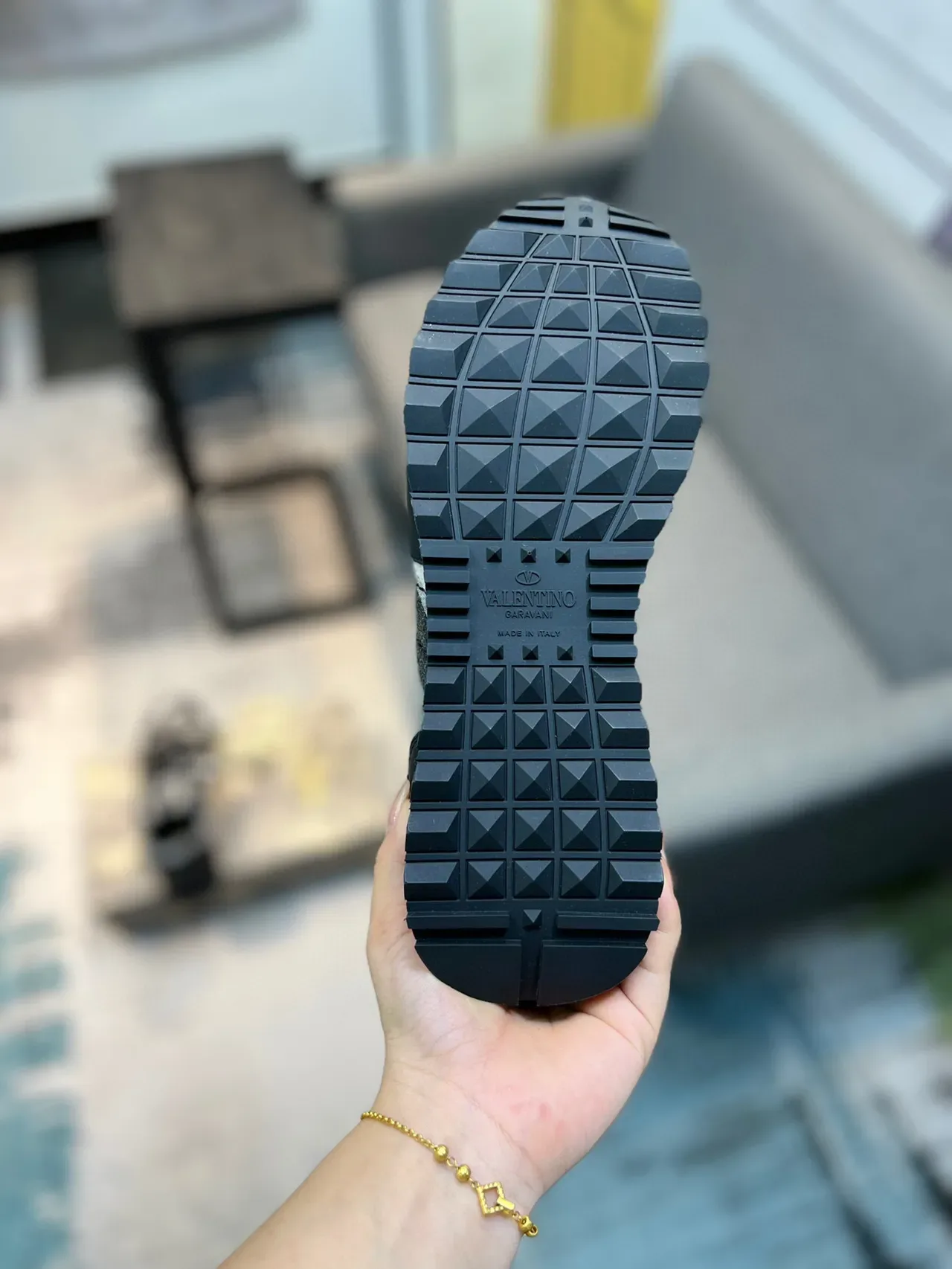 瓦伦蒂诺 Rockstud Runner 迷彩拼接生活休闲运动鞋 9
