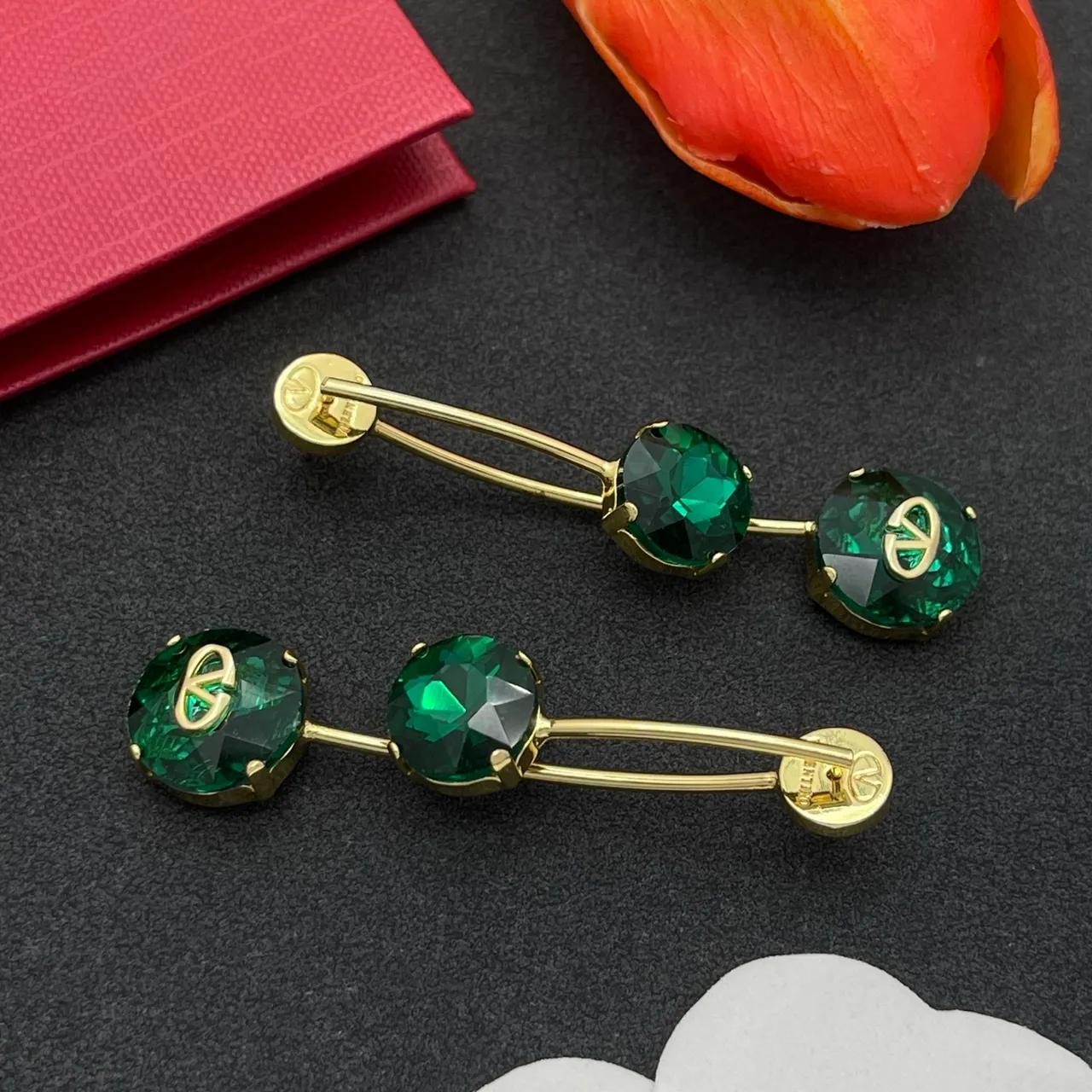 Valentino VLogo Boucles d'Oreilles Cristal Faceté Métal Or Vert 7