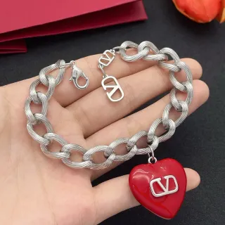 Valentino VLogo हार्ट लाल এনামেল চাঁদি চেইন ব্রেসলেট