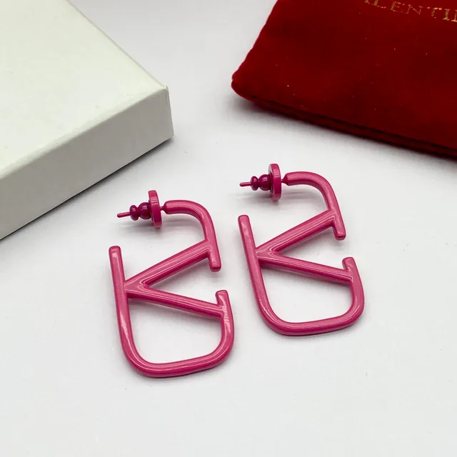 Valentino VLTN Pendientes de esmalte rosa de marco abierto 6