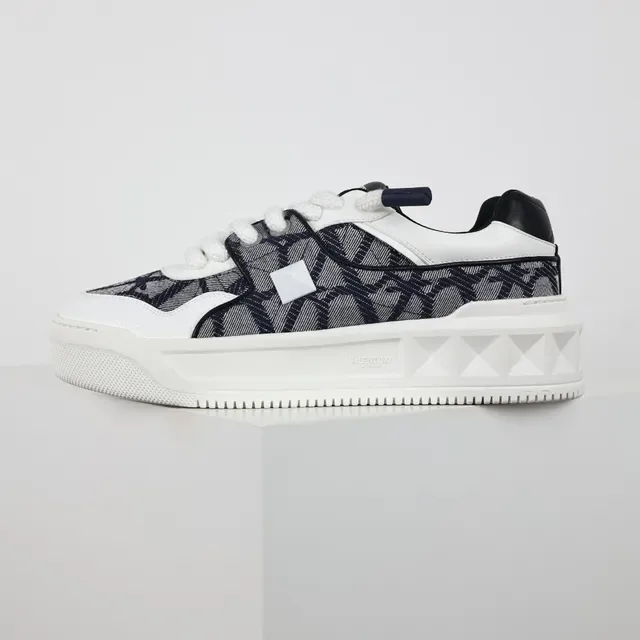 Valentino White Navy Geometric Midsole Monogrammed Textile Upper Lifestyle Sneakers 9