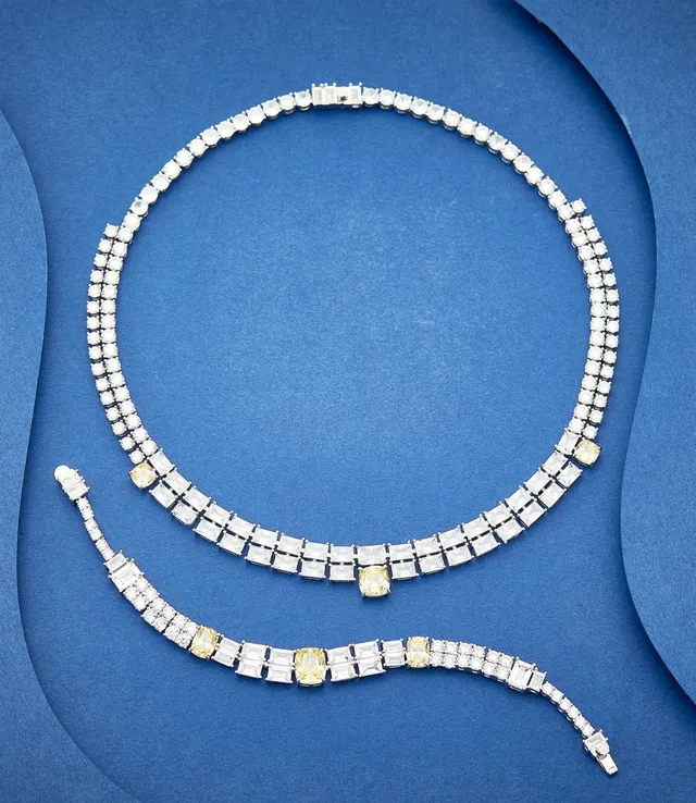 Van Cleef & Arpels White Yellow Multi-Row Choker Baguette-and-Round Brilliant Setting Necklace 4