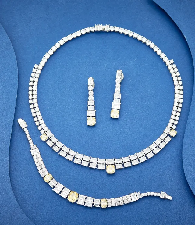 Van Cleef & Arpels White Yellow Multi-Row Choker Baguette-and-Round Brilliant Setting Necklace 5