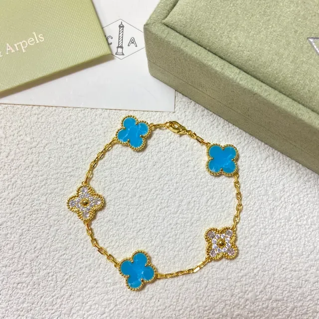 Van Cleef & Arpels Alhambra 四叶草 珐琅 镶钻 手链 3