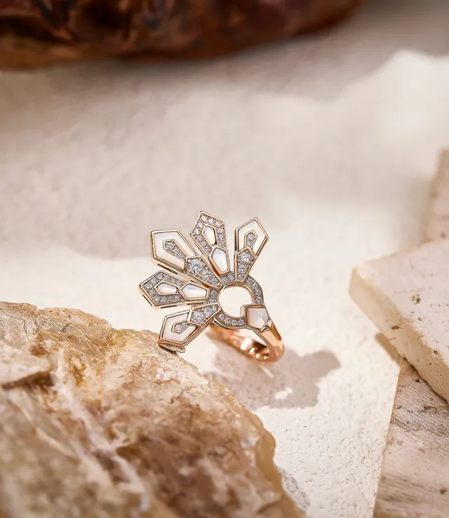 Van Cleef & Arpels Frivole مروحة هندسية من اللؤلؤ والماس 2