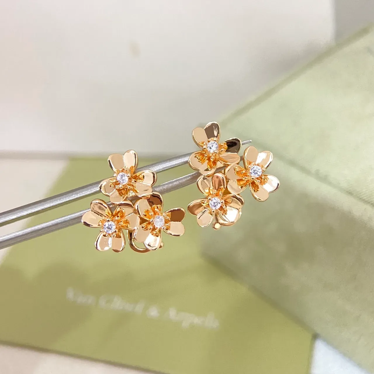 Van Cleef & Arpels Gold Silver Floral Cluster Five-Petal Blossoms Earrings 4