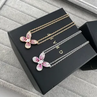 范克里夫 & 阿尔帕尔斯 Papillon 粉金蝴蝶吊坠 帕维镶嵌宝石项链