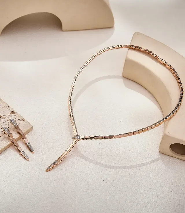 Van Cleef & Arpels Serpent Bohème Collar de Diamantes Pavé en Oro Rosa 4