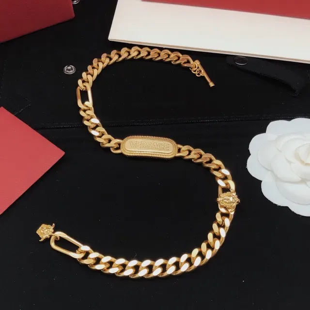 Versace Chain Reaction 金色 Curb-Figaro 链条项链 3