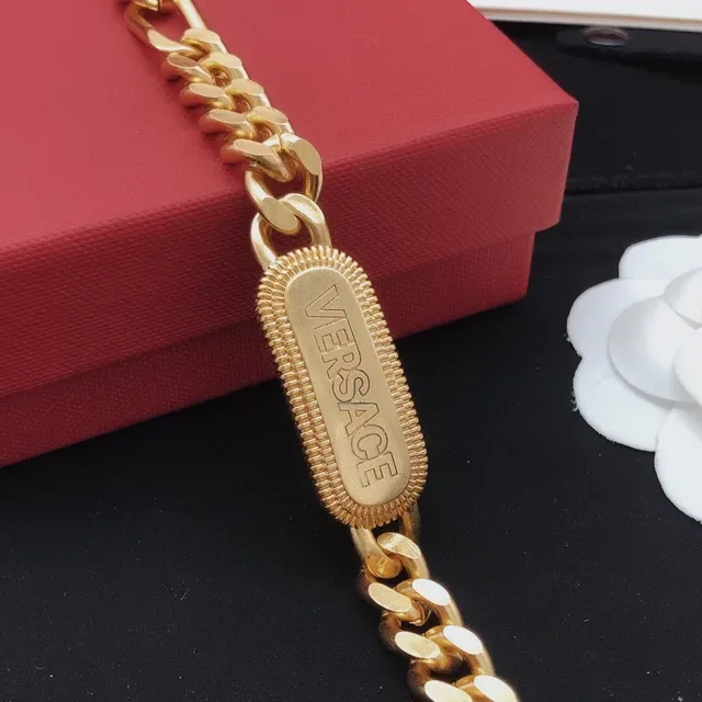 Versace Chain Reaction 金色 Curb-Figaro 链条项链 9