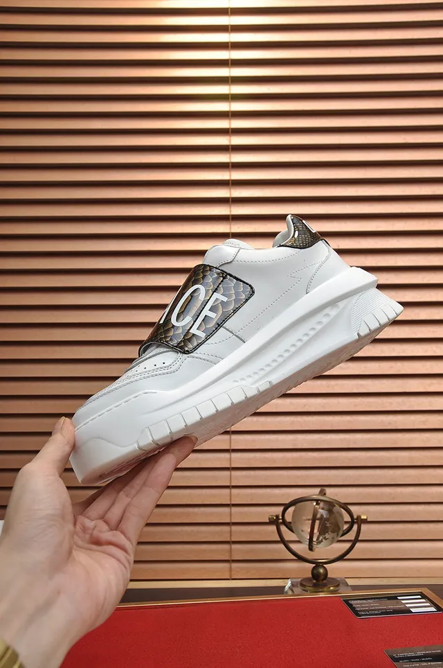 Versace Chain Reaction Sneakers Chunky Blanches en Peau de Serpent avec Sangle 5