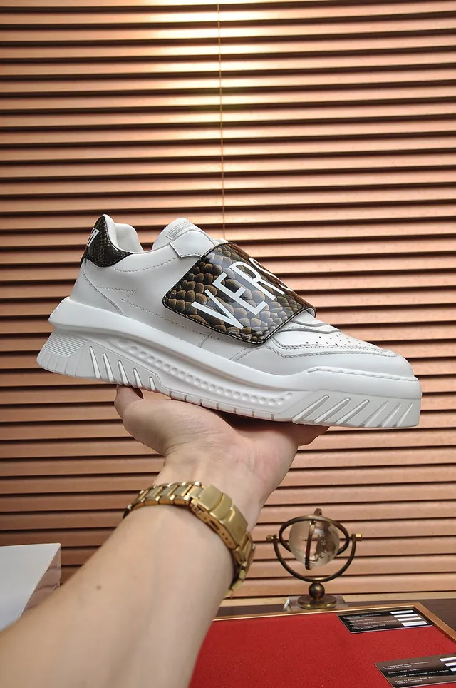 Versace Chain Reaction Sneakers Chunky Blanches en Peau de Serpent avec Sangle 6
