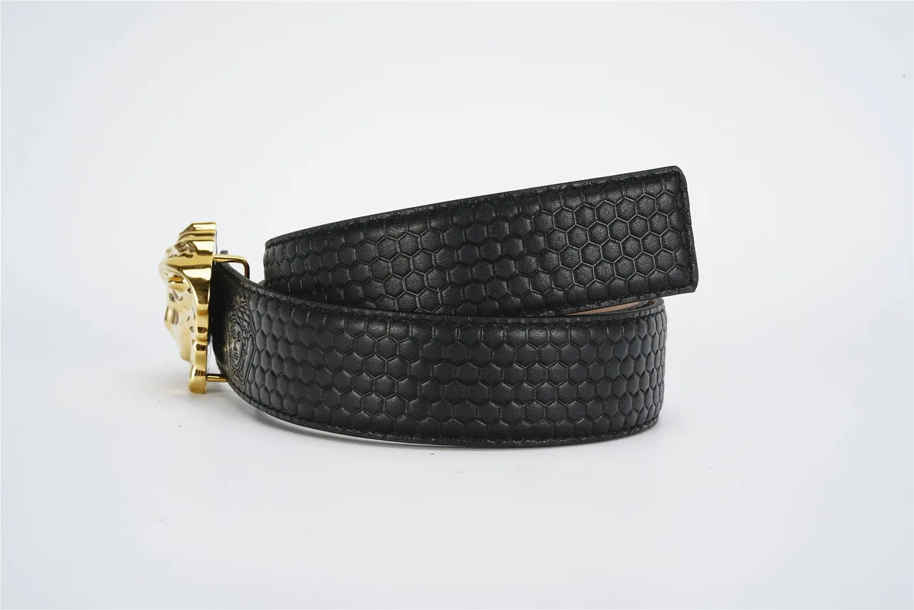 Versace Medusa Cinto Preto Dourado Texturizado Fivela Hexagonal Cinturão de Couro 3