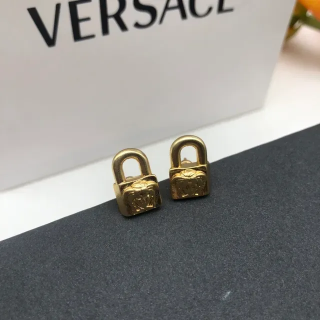 Versace Medusa Lock Brincos Stud em tom dourado 6