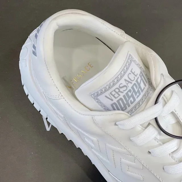 Versace Odissea Tênis Lifestyle Brancos Monocromáticos 3