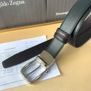 Zegna Preto Dourado Cinto de couro com fivela granulada ribeteada