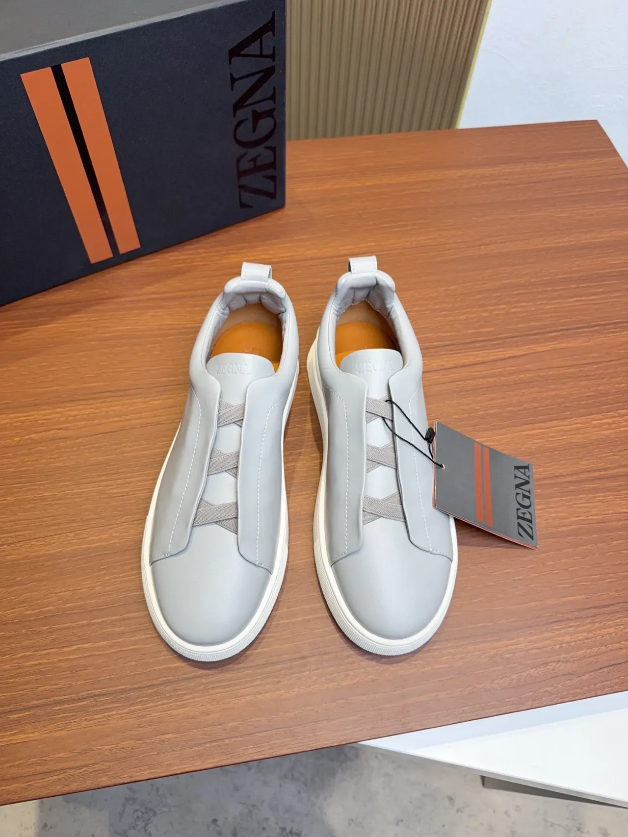 Zegna حذاء رياضي سليب أون مينيماليست رمادي لايف ستايل 5