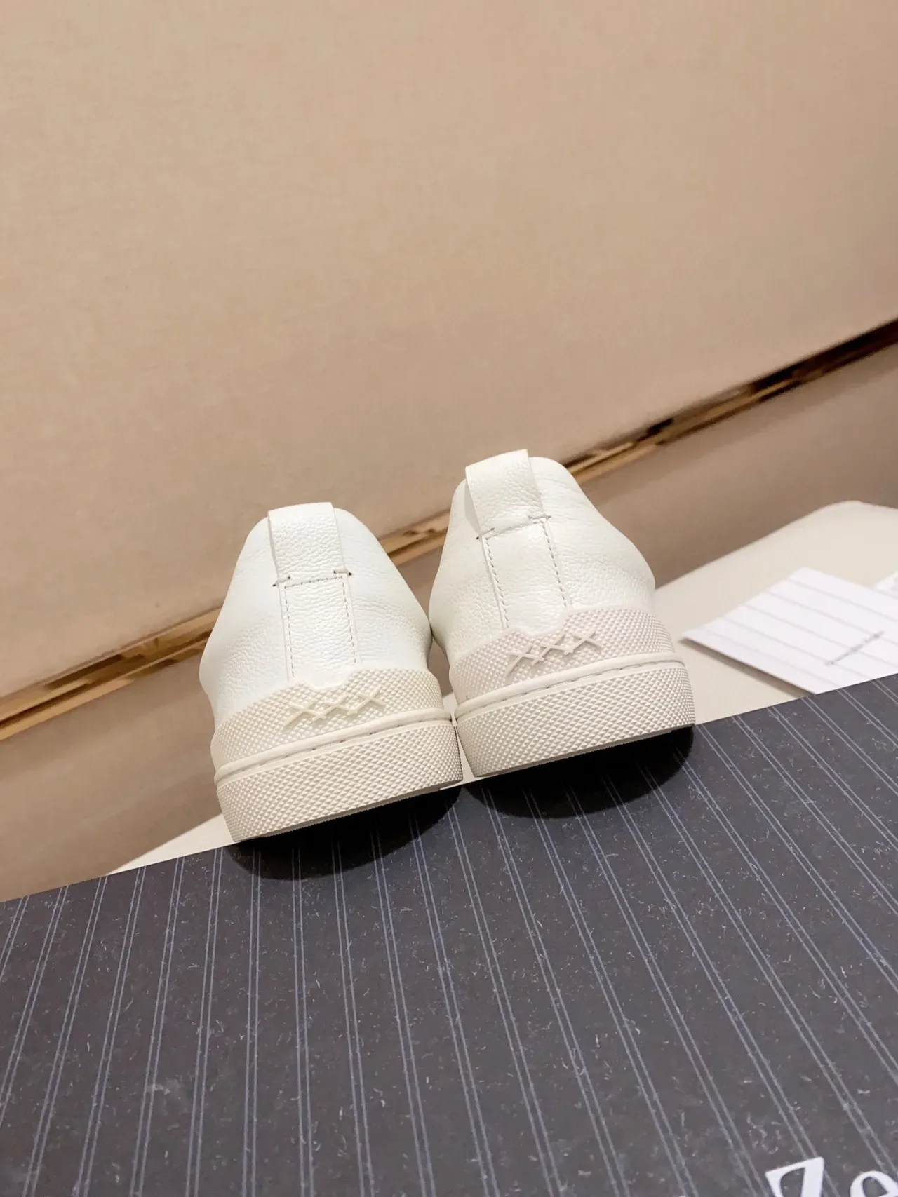 Zegna 白色皮革无鞋带生活方式运动鞋 3