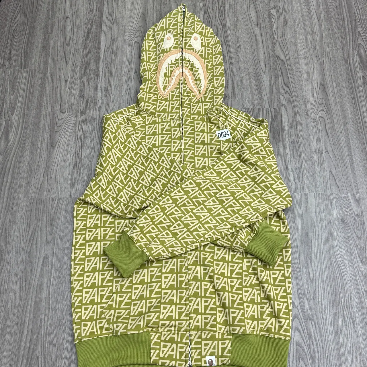 A Bathing Ape Shark Hoodie অলিভ গ্রিন অল ওভার লোগো জ্যাকেট 3