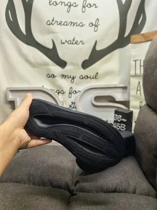 Adidas Tênis Lifestyle com Três Listras Todo Preto 24
