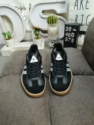 Adidas 军绿色黄色 低帮 麂皮皮革混合 生活方式运动鞋 20