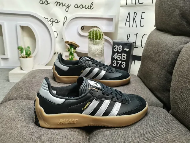 Adidas 军绿色黄色 低帮 麂皮皮革混合 生活方式运动鞋 21