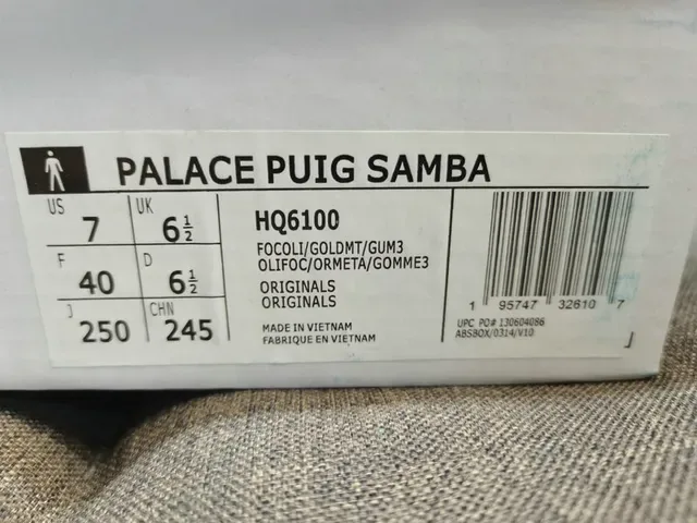 Adidas 军绿色黄色 低帮 麂皮皮革混合 生活方式运动鞋 22
