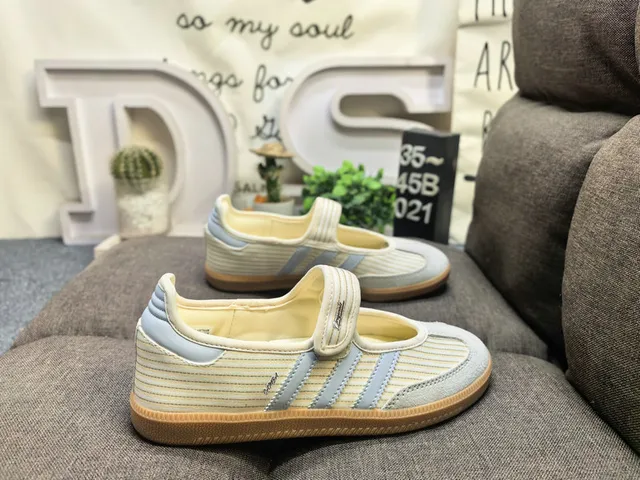 Adidas Beige Marrón Mary Jane sin cordones con tiras de piel de ante Lifestyle Sneakers 11