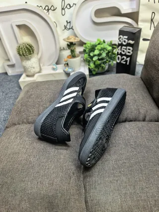 Adidas Beige Marrón Mary Jane sin cordones con tiras de piel de ante Lifestyle Sneakers 16