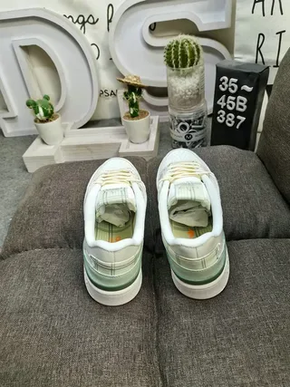 Adidas Tênis Lifestyle Bege Verde de cano baixo colar forrado 8