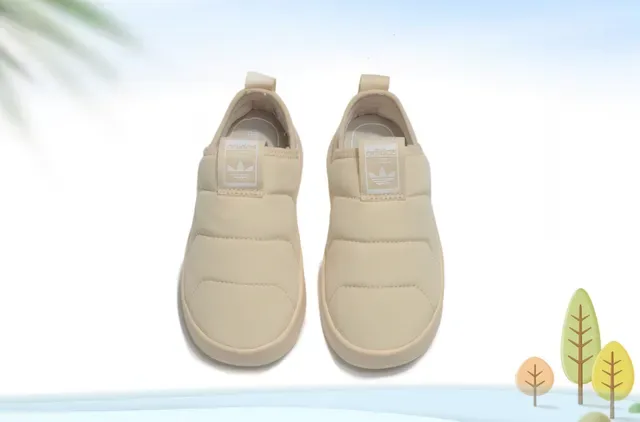 Adidas Beige Multicolor Slip-On Quilted Upper Lifestyle Sneakers 22