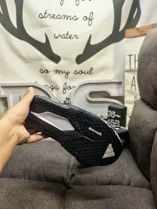 Adidas 黑白几何迷彩印花厚底雕塑中底生活方式运动鞋 4