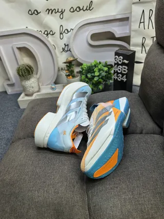 Adidas 蓝橙 流线型赛车轮廓 工程网面鞋面 跑鞋 6