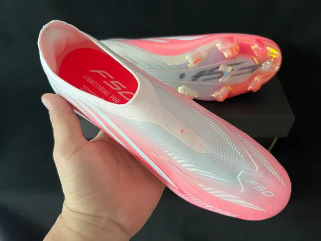 Adidas F50 Dégradé Blanc Rose Terrain Ferme Chaussures de football 5