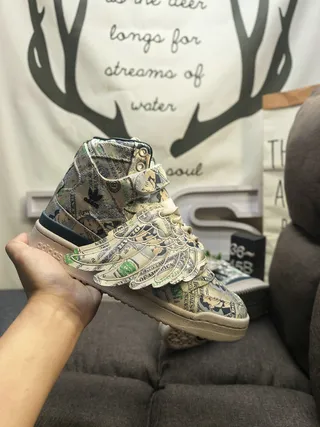 Adidas Forum Hi Currency-Print Chaussures lifestyle ailées 5