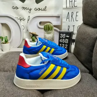 Adidas Gazelle أزرق أصفر أحمر حذاء رياضي للأسلوب الحياتي