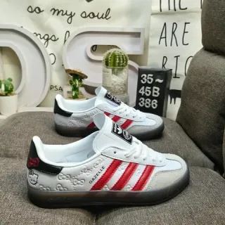 Adidas Gazelle White Red Black حذاء أسلوب حياة رياضي