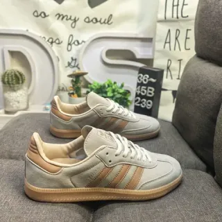 Adidas رمادي بيج أحذية لايف ستايل منخفضة أعلى من السويد