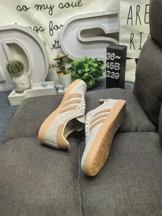 Adidas رمادي بيج أحذية لايف ستايل منخفضة أعلى من السويد 6