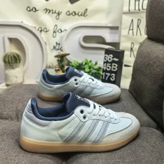 Adidas أحذية رياضية لايف ستايل رمادي بحري منخفضة السطح بثلاث شرائط جانبية