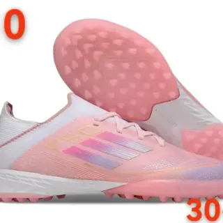 Adidas Sapatos de futebol turf rosa branco iridiscente sintéticos com colar de malha