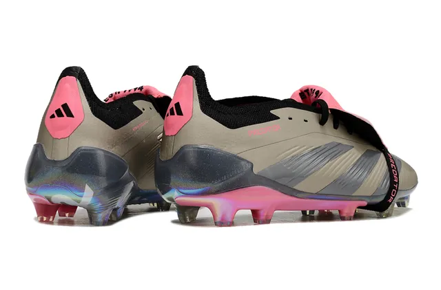 Adidas Predator Beige Rose Lacets Asymétriques Compteur De Talon Iridescent Holographique Firm-Ground Chaussures De Football 5