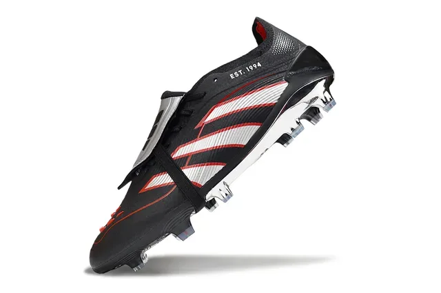 Adidas Predator 黑红 無鞋帶 帶式系帶 三條紋圖案覆蓋 人工草地足球鞋 3